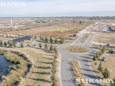 Terreno en Venta 22  mts Fondo