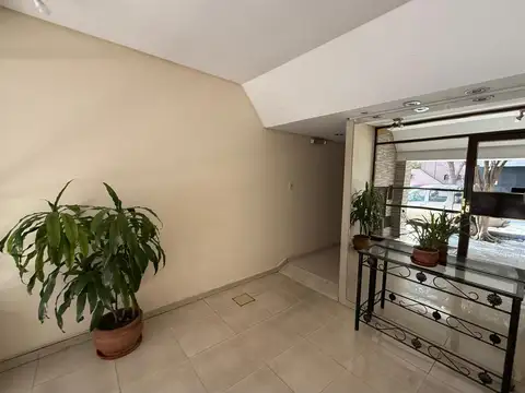 Dr Pedro Ignacio Rivera 4820 , Piso 8