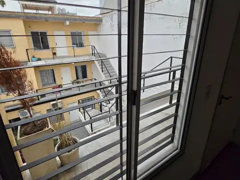 Departamento en Alquiler en Ramos Mejia, $ 400.000