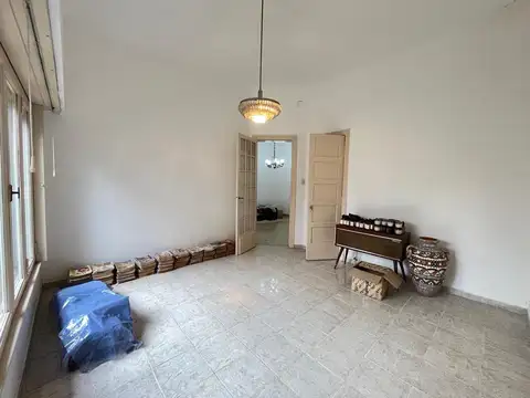 Depto Tipo Casa 3 ambientes con 2 baños