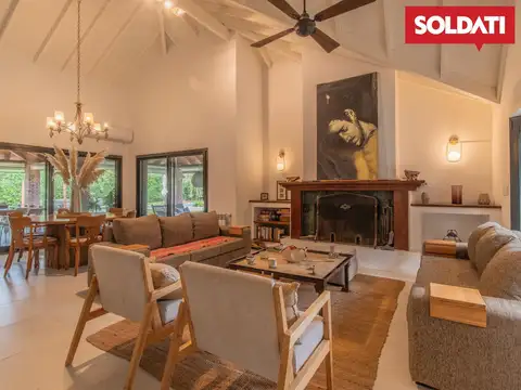 Casa en Venta de 4 dormitorios