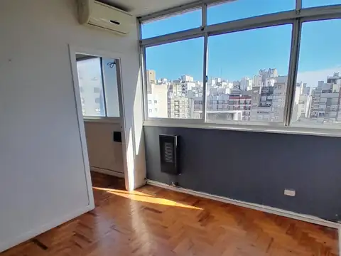 Moreno 2600, Piso 8