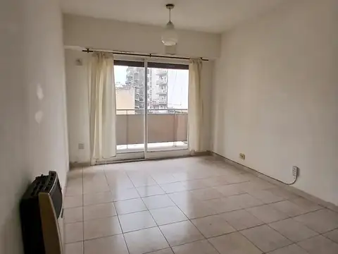 Departamento 4 ambientes en alquiler.