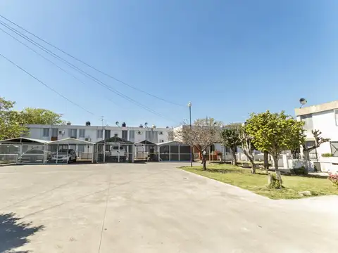 Depto Tipo Casa en Venta de 3 ambientes