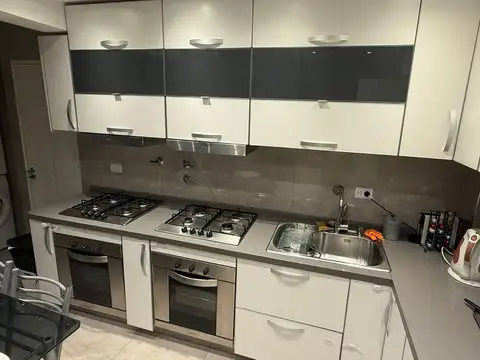 Departamento 4 ambientes con 2 baños