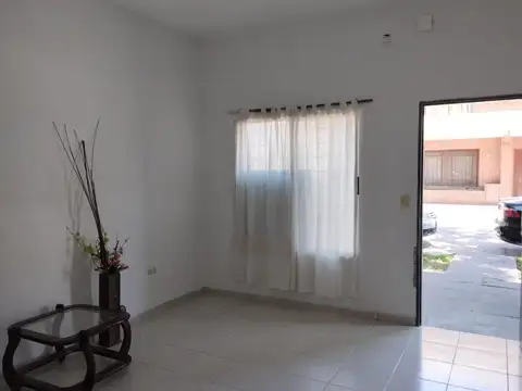 Depto Tipo Casa en Venta de 2 ambientes