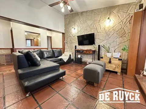 Casa en Venta en Quilmes Oeste, USD 189.000