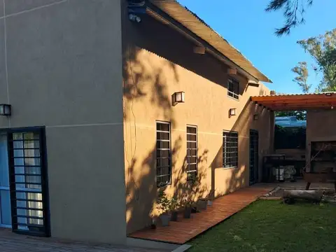 Quinta en Venta con 5 cocheras
