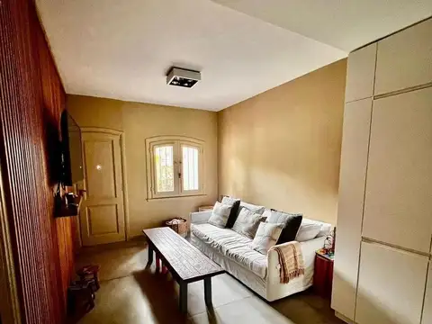 Casa en Alquiler Temporal con 2 cocheras