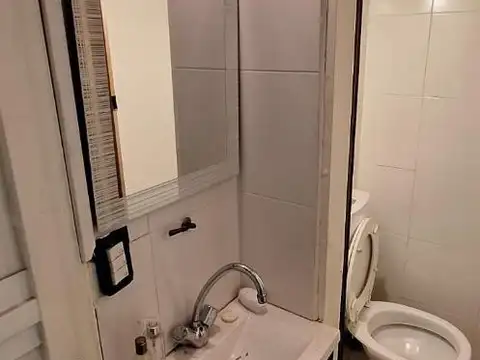 Avenida Ricardo Balbin 2003