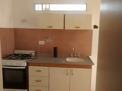 ALQUILER  MONOAMBIENTE  BOEDO