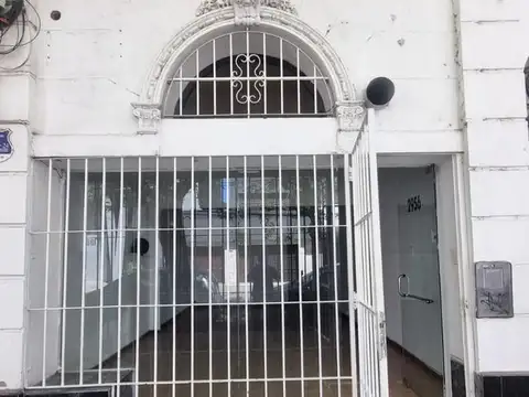 Local en Nuestra Señora de Lourdes