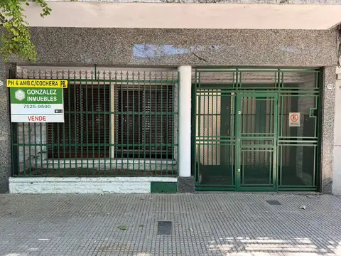 PH  de 4 ambientes en Planta Baja al Frente con cochera pasante - Entrada Independiente 