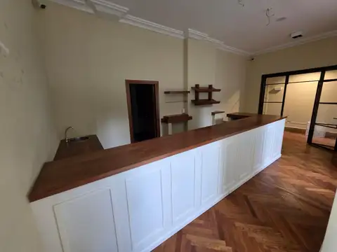 Local en Alquiler en Recoleta, $ 3.000.000