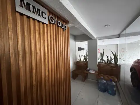 Alem 700, Piso 12