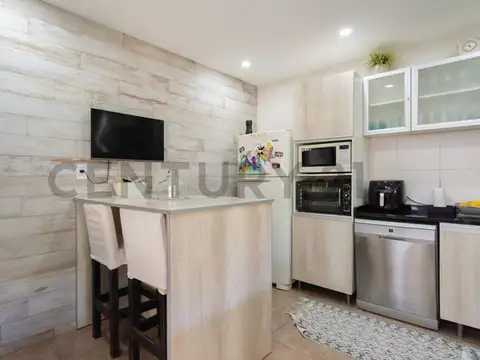 Casa 5 ambientes con 3 baños