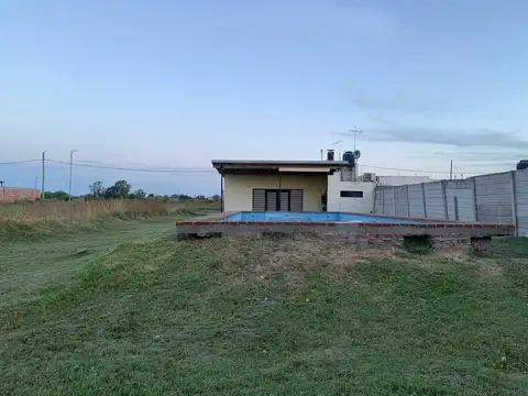 Venta de Casa 17 E 126 y 16 bis BERISSO
