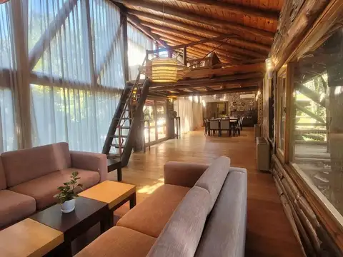 Casa 5 ambientes con 3 baños