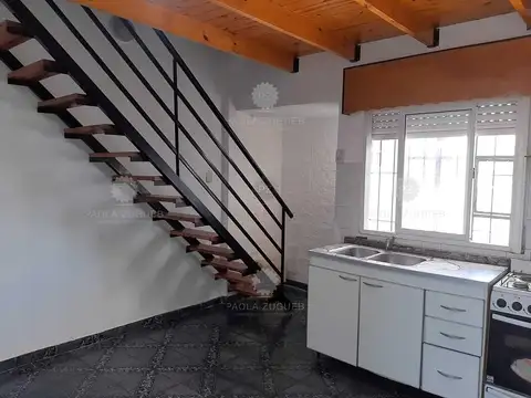 Casa Dúplex  en Venta en Lanús, G.B.A. Zona Sur, Argentina