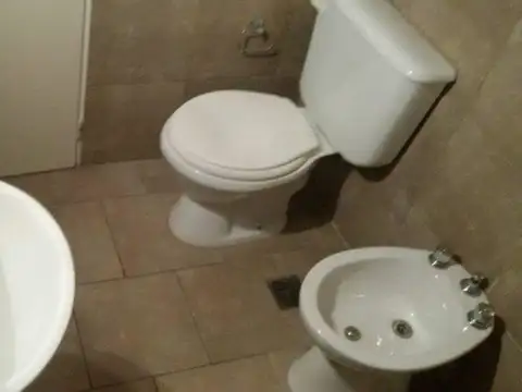 Depto Tipo Casa en Alquiler en Parque Luro, $ 850.000