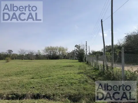 Fraccion en Venta en 155 e/ 419 y 422 Arturo Segui - Alberto Dacal Propiedades