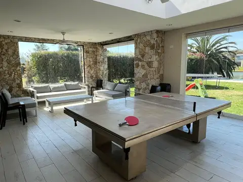 Casa en Alquiler Temporal en Santa Barbara, USD 6.800