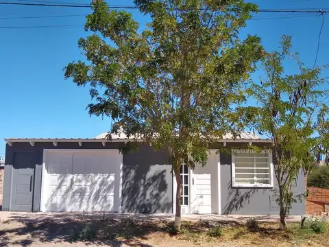 CASA CON MONOAMBIENTE A LA VENTA, PLOTTIER, NEUQUE