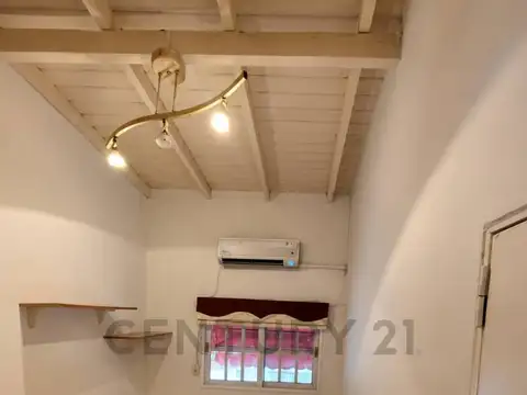 VENTA PH 4 AMBIENTES CON TERRAZA PROPIA Y QUINCHO EN CABALLITO OPORTUNIDAD