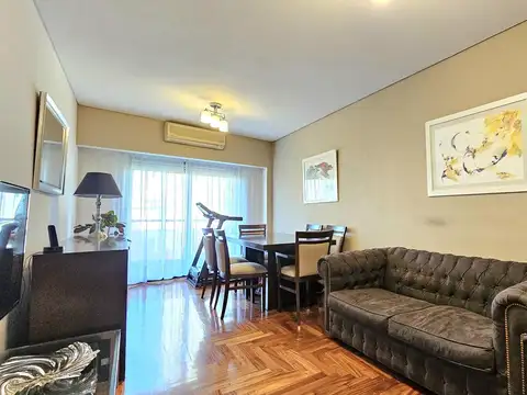 Departamento de 3 ambientes con balcón al frente