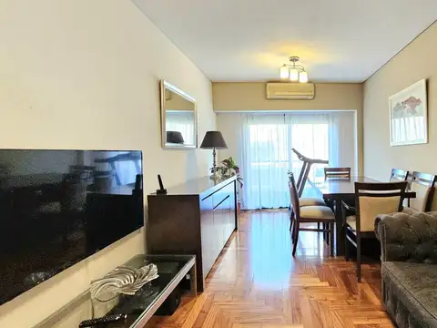 Av. Juan B. Alberdi  al 1300