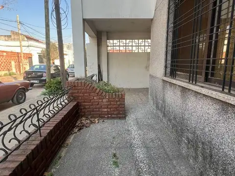 Depto Tipo Casa 4 ambientes con 1 baño