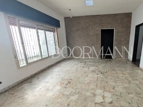 PH en venta al fondo dos habitaciones terraza patio 