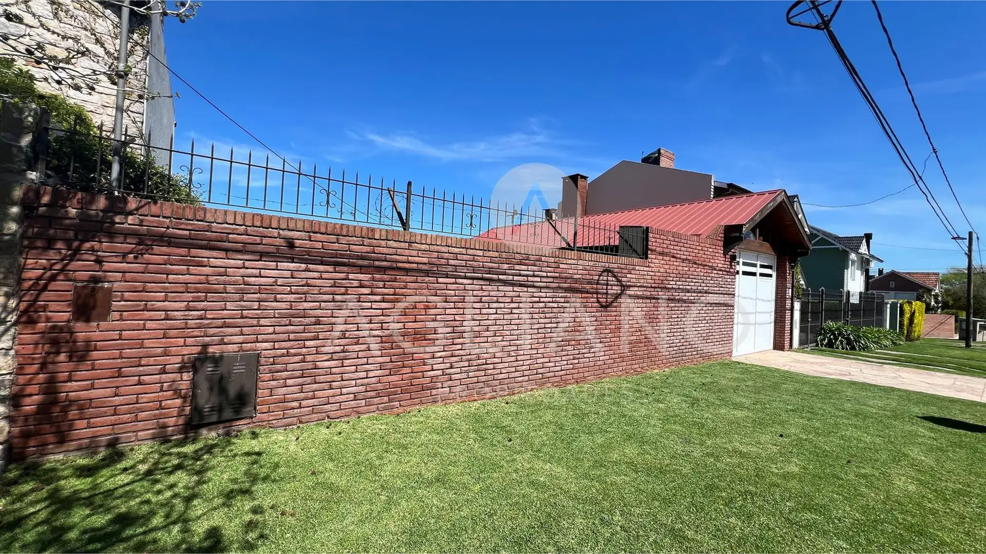Terreno 450m² con quincho y pileta — San Carlos
