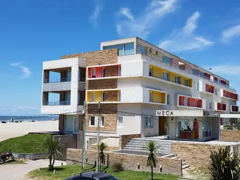 Departamento a estrenar vista frontal al mar  CATEGORÍA!