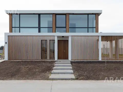 Casa en Venta en Lares de Canning  - Canning