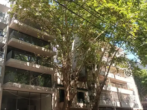 Oficina en edificio corporativo en alquiler a estrenar