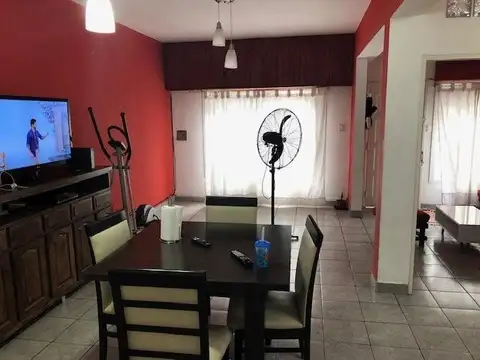 Casa 3 ambientes con 2 baños