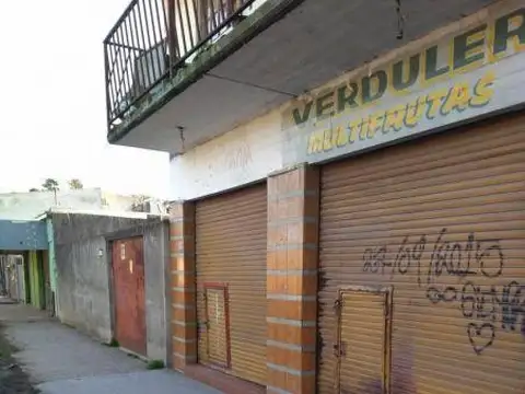 Oportunidad: Dpto de 3 ambientes +  3 Locales a la venta en