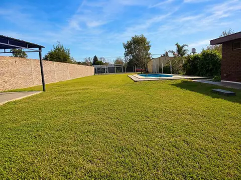 Casa en Venta con 1 cochera