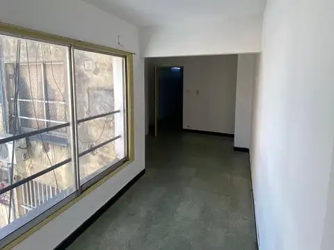 Oficina en Alquiler en Centro, $ 100.000