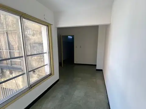 Oficina en Alquiler en Centro, $ 100.000