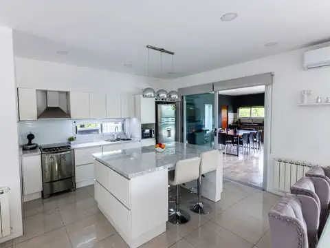 Casa en Venta al Oeste