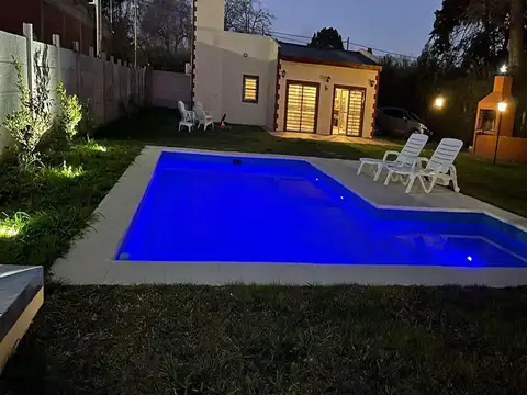 Casa en Venta con 5 cocheras