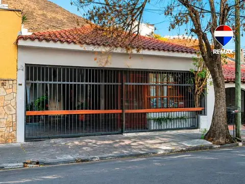 Casa vte lopez al 800 en venta o permuta 460 m2