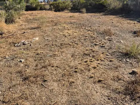 HAUSER vende muy lindo lote en barrio Corredor del Oeste 