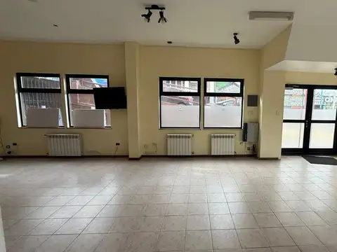 Oficina en Alquiler 21 años