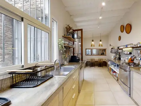 Casa en Venta de 7 Ambientes en San Isidro con Patio y Terraza