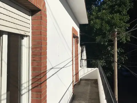 Depto Tipo Casa en Venta 40 años