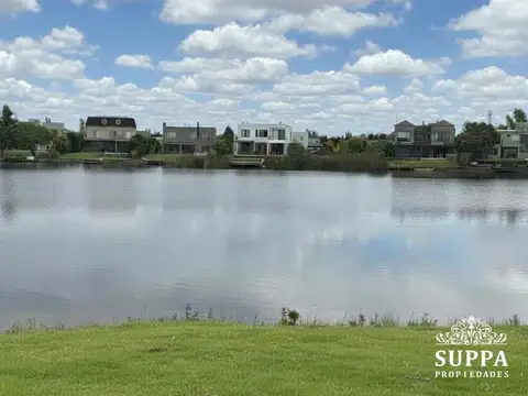 Terreno en Venta de 943,0 m2