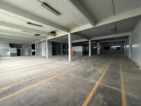 Depósito - Galpón 3586 m2, Parque Patricios Venta o Alquiler.